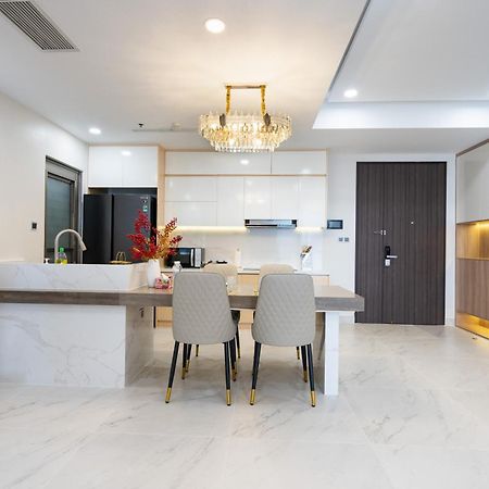 ホーチミン市 Convinia Luxury The Peak Midtownアパートホテル エクステリア 写真